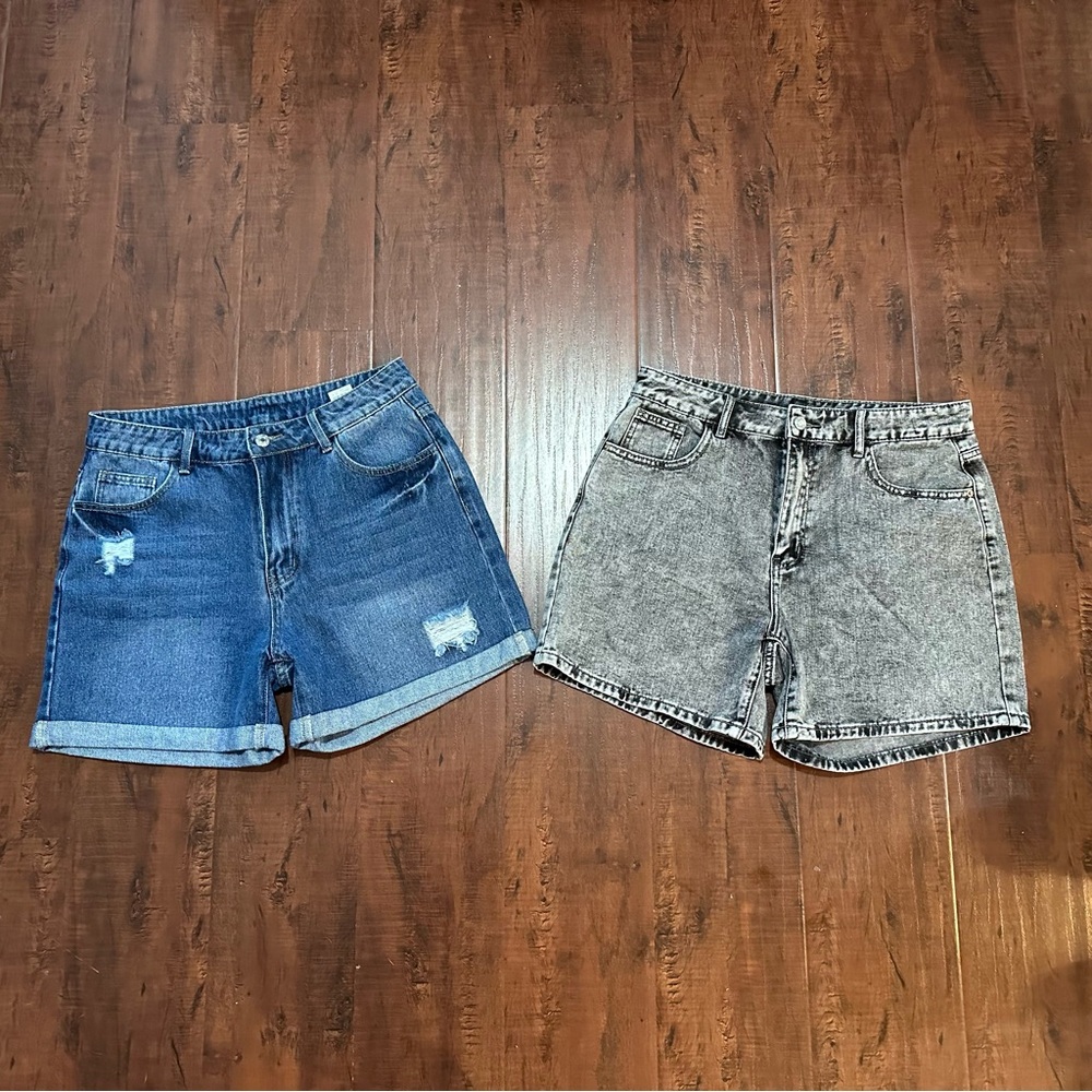 Brand new women’s denim shorts